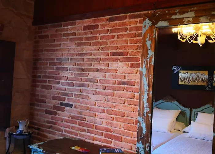 La Vieja Cuadra 펜션 Carabanzo